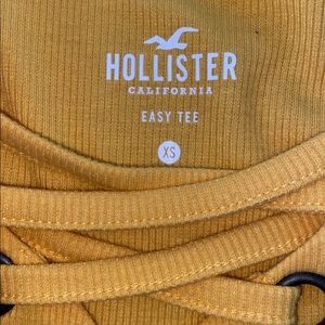criss cross holister t-shirt